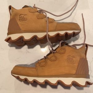 Sorel Kinetic Caribou Boot